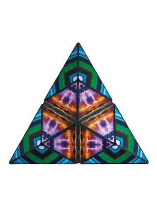 A triangle with orange, purple, blue and green.